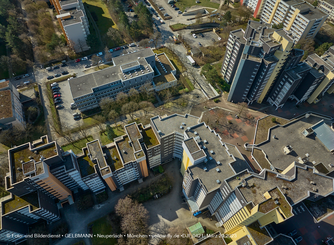 21.03.2023 - Luftbilder vom Marx-Zentrum in Neuperlach